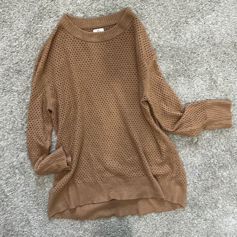 Offline by Aerie sweater size medium